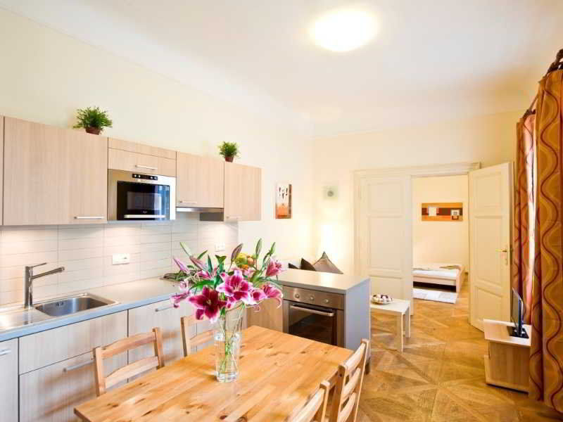 Bohemia Apartments Prague Centre Екстер'єр фото