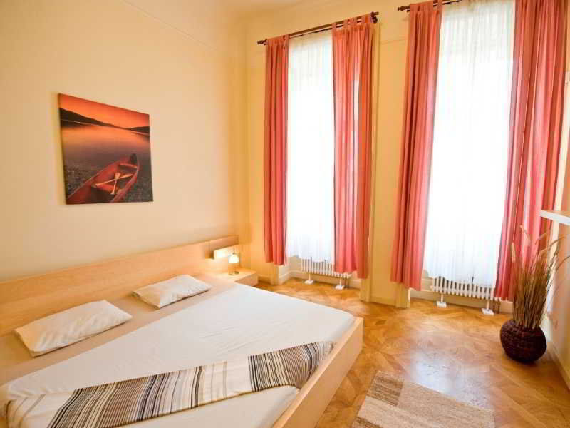 Bohemia Apartments Prague Centre Екстер'єр фото