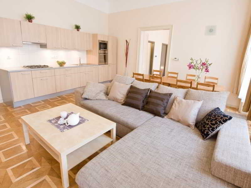 Bohemia Apartments Prague Centre Екстер'єр фото