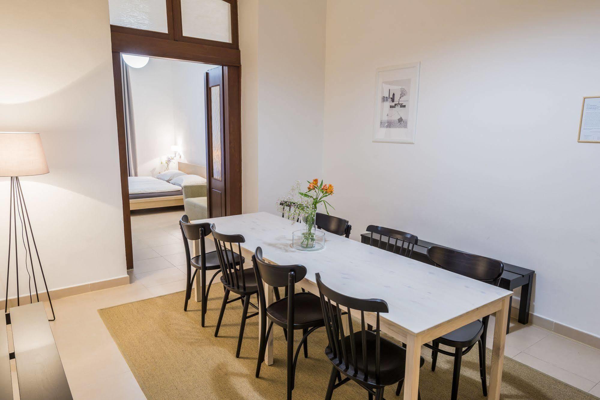 Bohemia Apartments Prague Centre Екстер'єр фото